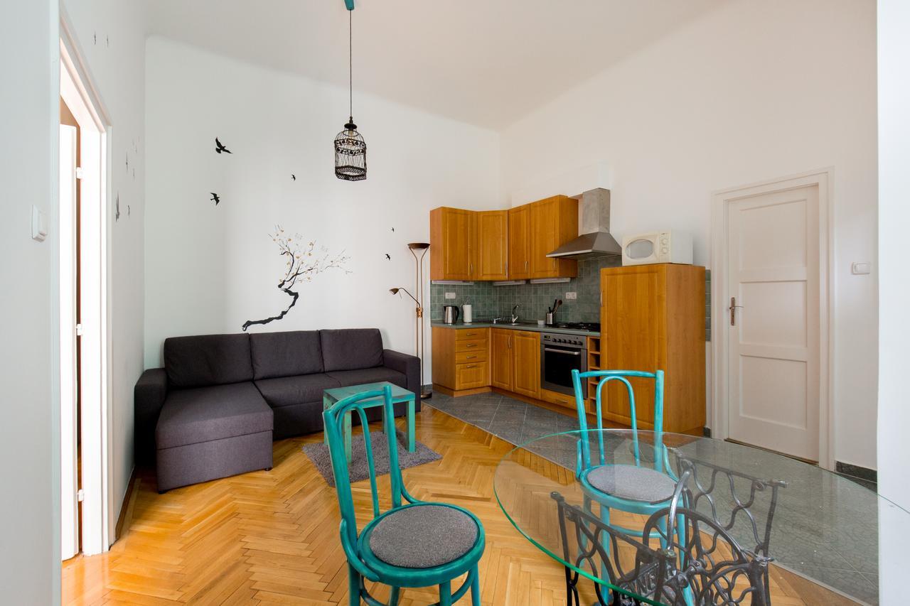 Bpm-W8 Central Apartment Budapest Bagian luar foto
