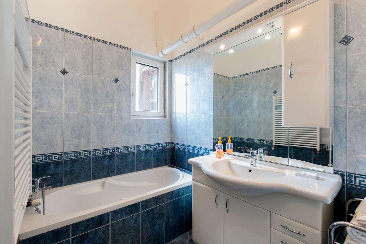 Bpm-W8 Central Apartment Budapest Bagian luar foto
